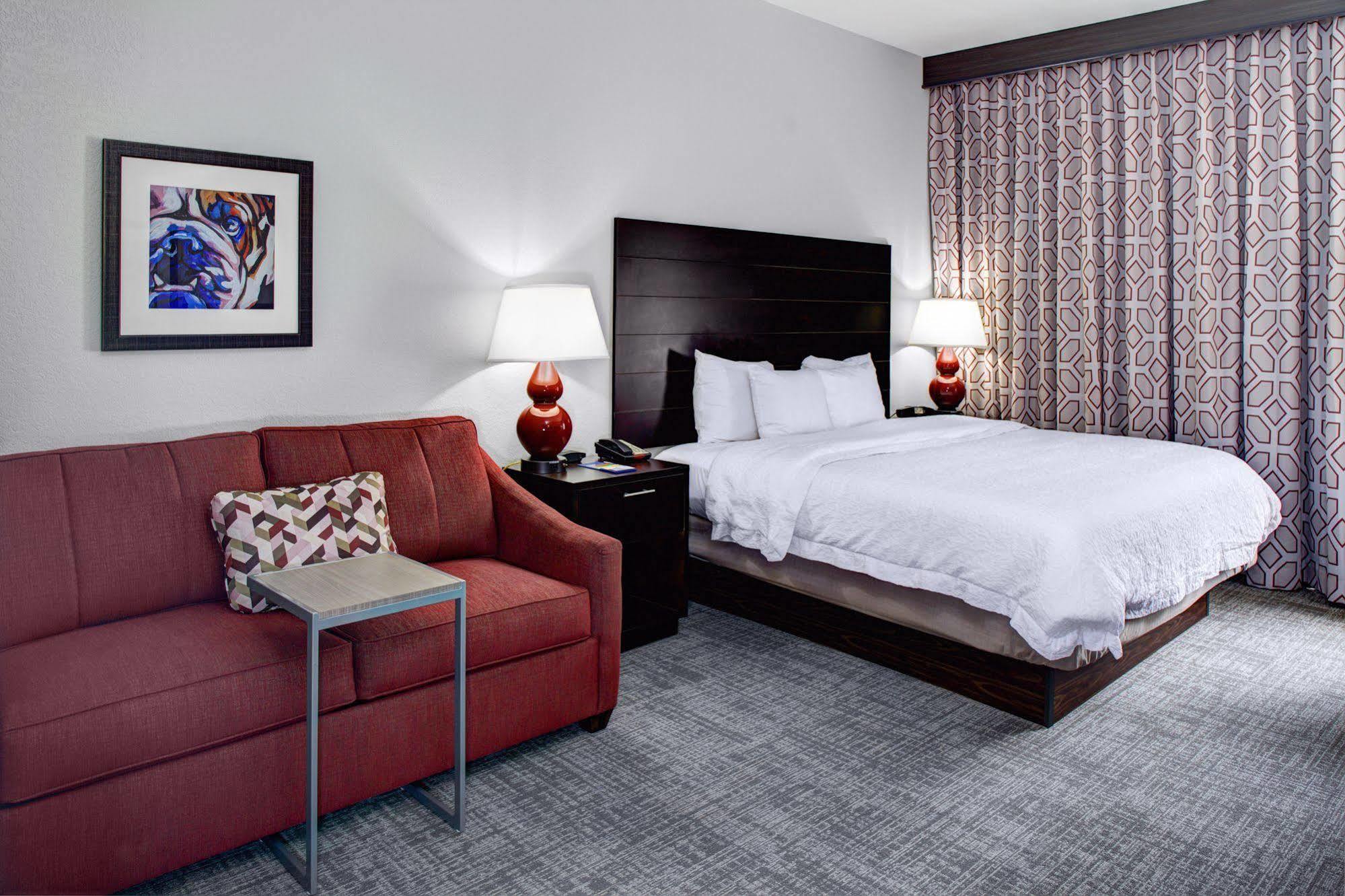 Hampton Inn Starkville Extérieur photo